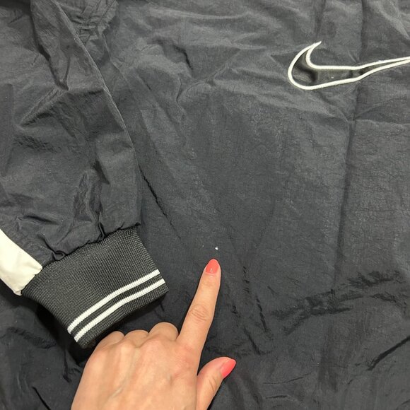 Vintage 90s Nike Pullover Jacket Center Swoosh Logo Size M Black Double Lined - Picture 2 of 6